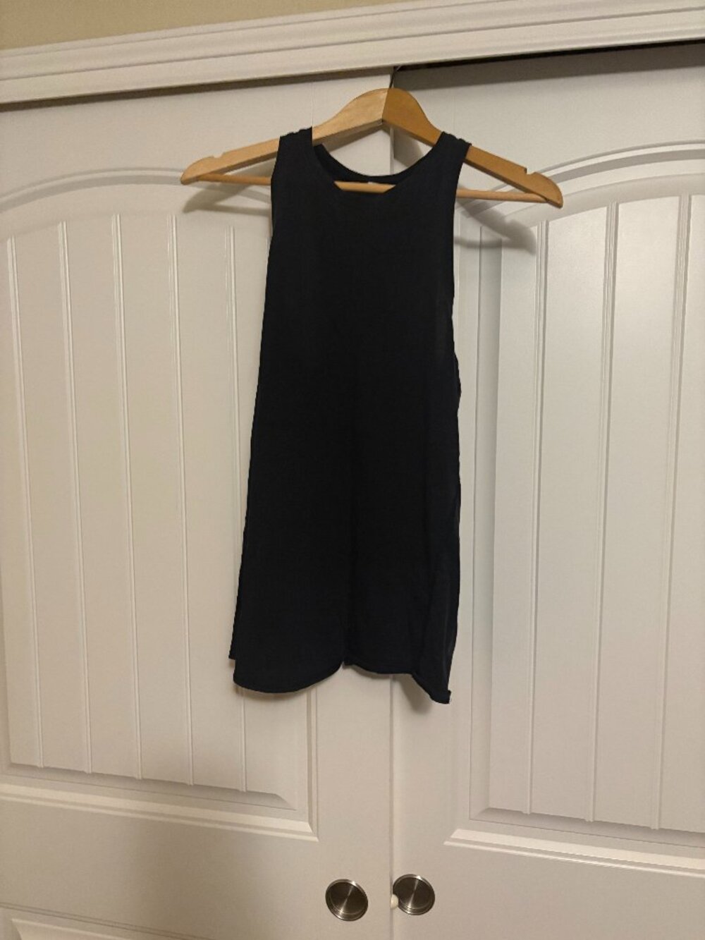 Lululemon Open Back Tank Top Estimated Size 4 Black Lightweight Criss Cross